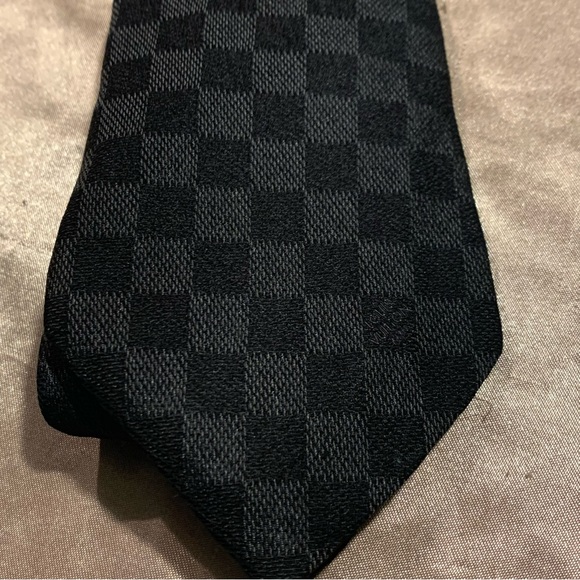 Black Damier Louis Vuitton Tie - Picture 1 of 5